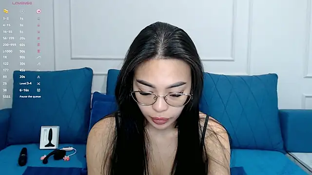 kwana colada online show from December 21, 2025, 9:27 am