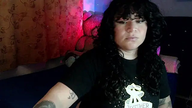 ANGELIQUE KLANE online show from October 9, 2025, 6:28 pm