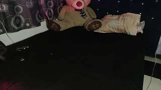 ANGELIQUE KLANE online show from March 20, 2026, 10:09 am