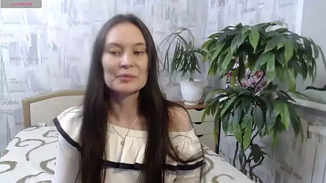 GinaQSoul online show from April 18, 2026, 7:07 pm