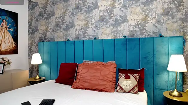 LisaCroft online show from December 23, 2025, 7:17 am