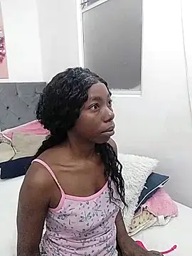 Snapshot of kirajohnson chatting on March 4, 2026, 1:50 pm kirajohnson online show from March 4, 2026, 1:50 pm