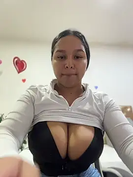 Snapshot of Fancyxlove chatting on July 9, 2026, 12:20 pm Fancyxlove online show from July 9, 2026, 12:20 pm