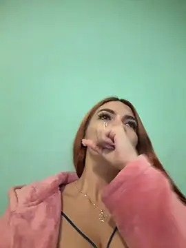 EmilyDash online show from April 1, 2026, 4:04 pm