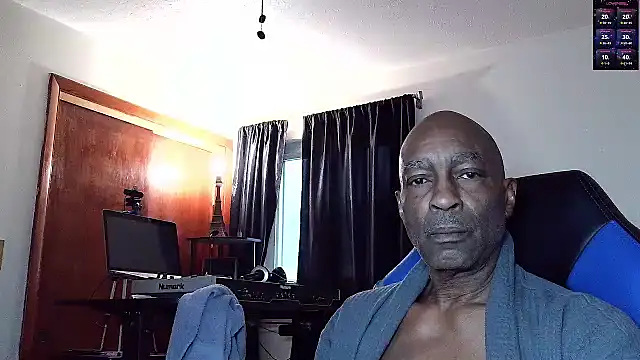 longdick4you8686 online show from March 23, 2026, 12:20 pm