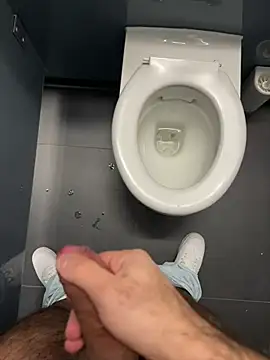 mrcumshotboy online show from February 22, 2025, 10:42 pm