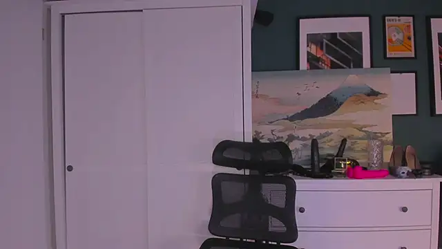 1Sandy online show from October 30, 2025, 3:57 pm