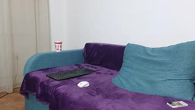 MauroTwin online show from February 21, 2025, 6:04 pm