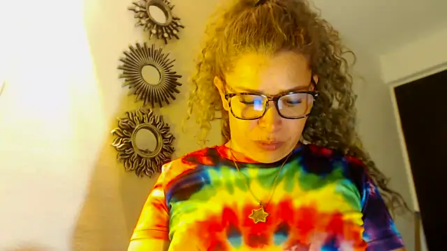 dalilasquirt1 online show from July 25, 2026, 2:31 am