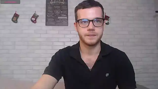 Snapshot of Alexxx_horny chatting on December 24, 2024, 11:49 am Alexxx horny online show from December 24, 2024, 11:49 am