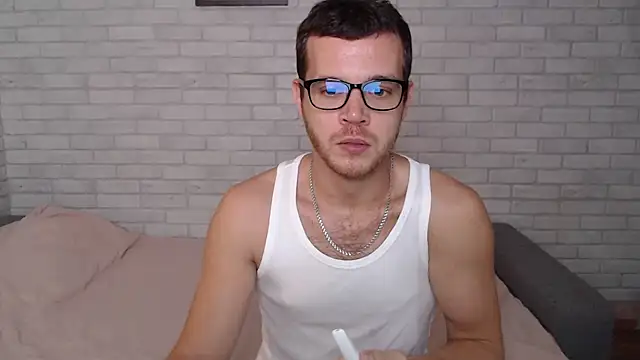 Alexxx horny online show from September 23, 2025, 9:45 am