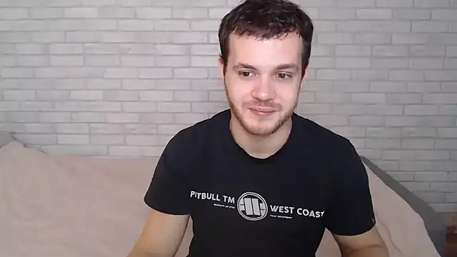 Snapshot of Alexxx_horny chatting on October 23, 2025, 8:57 am Alexxx horny online show from October 23, 2025, 8:57 am