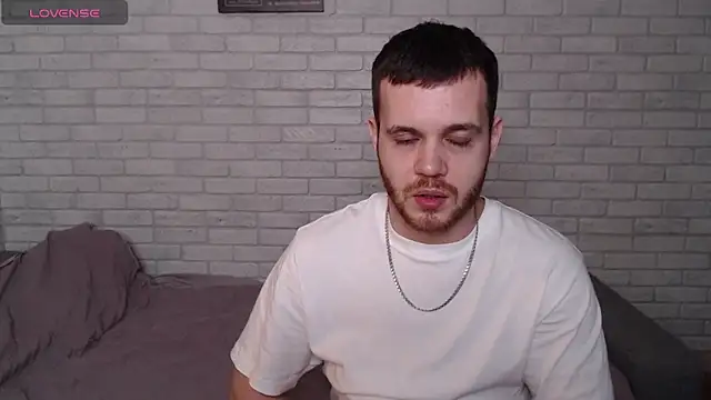 Alexxx horny online show from March 10, 2026, 3:17 pm