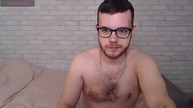 Alexxx horny online show from June 26, 2026, 4:39 am