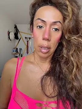 Snapshot of YOURSDEBORA chatting on May 28, 2026, 6:16 pm YOURSDEBORA online show from May 28, 2026, 6:16 pm