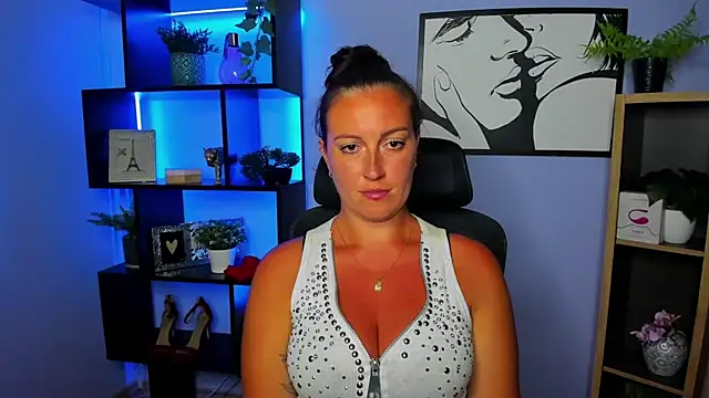 Snapshot of FUN_AMI chatting on July 28, 2026, 3:21 pm FUN AMI online show from July 28, 2026, 3:21 pm