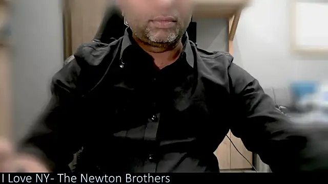  x rated  online show from April 20, 2026, 7:04 pm