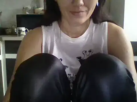 Katesweetkate online show from December 16, 2024, 1:32 pm