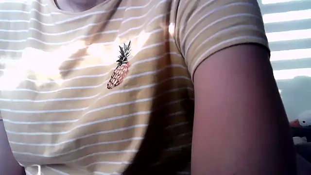 Katesweetkate online show from October 8, 2025, 3:09 pm