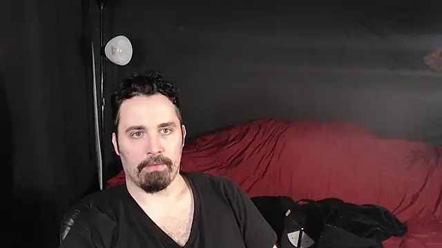 Metalstud online show from February 3, 2025, 10:32 pm