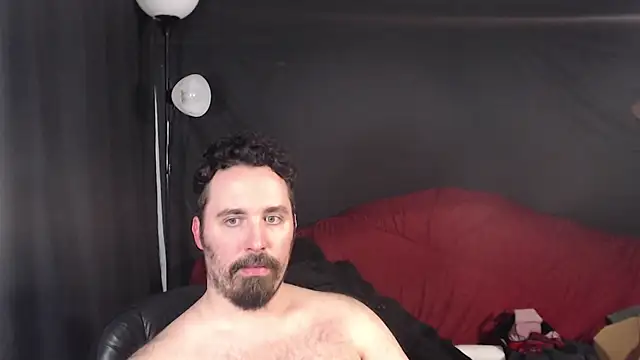 Metalstud online show from February 17, 2025, 4:09 am