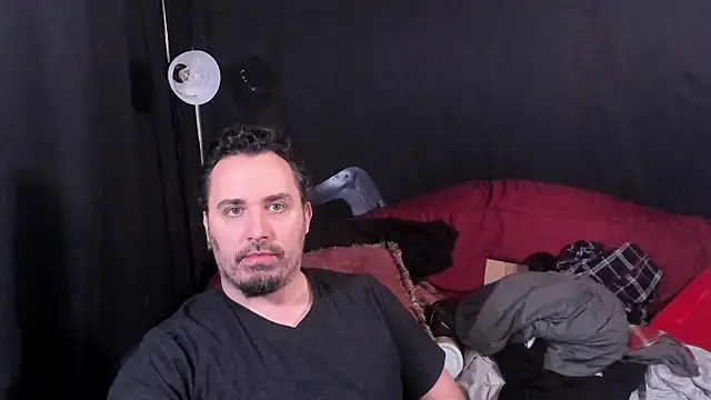 Metalstud online show from December 13, 2025, 8:25 pm