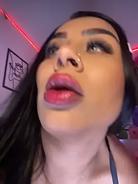 Emma Brown 12 online show from November 6, 2025, 9:26 pm