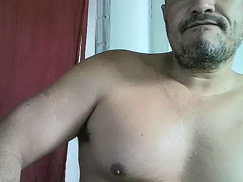Snapshot of tarra122 chatting on June 2, 2026, 3:36 pm tarra122 online show from June 2, 2026, 3:36 pm