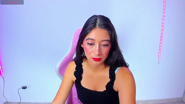 MeganWhite3 online show from March 6, 2025, 5:46 am