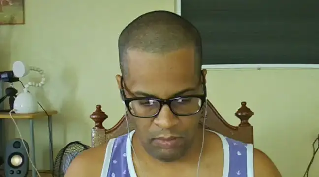 thesugar32 online show from February 9, 2025, 12:30 pm