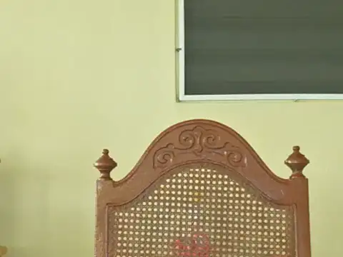 thesugar32 online show from September 10, 2025, 1:44 pm