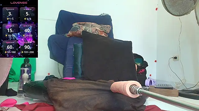 abigail curvy online show from September 30, 2025, 3:06 pm