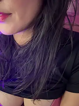 Snapshot of mahia_queen chatting on February 10, 2026, 11:36 am mahia queen online show from February 10, 2026, 11:36 am