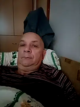 Snapshot of bigcock_marusz chatting on December 15, 2024, 8:19 am bigcock marusz online show from December 15, 2024, 8:19 am