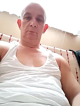 Snapshot of bigcock_marusz chatting on February 26, 2025, 12:58 pm bigcock marusz online show from February 26, 2025, 12:58 pm