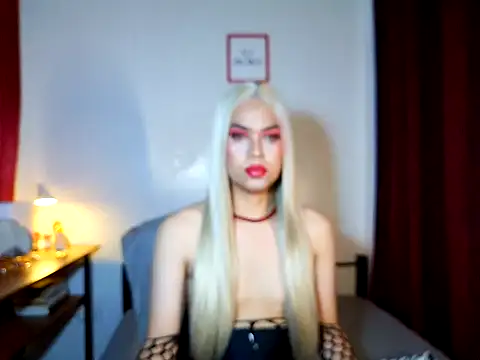 Snapshot of MistressLuna1 chatting on April 14, 2026, 6:14 pm MistressLuna1 online show from April 14, 2026, 6:14 pm