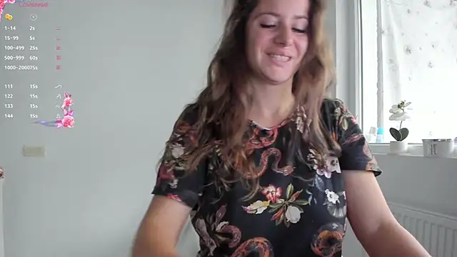 Snapshot of DiamondKay chatting on November 6, 2025, 7:31 am DiamondKay online show from November 6, 2025, 7:31 am