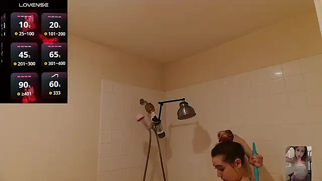 Blondiewithanass online show from March 26, 2026, 5:02 am