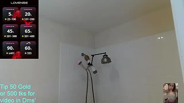 Snapshot of Blondiewithanass chatting on June 25, 2026, 7:18 pm Blondiewithanass online show from June 25, 2026, 7:18 pm