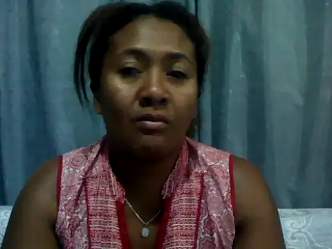 sexyladii online show from April 16, 2026, 4:52 pm