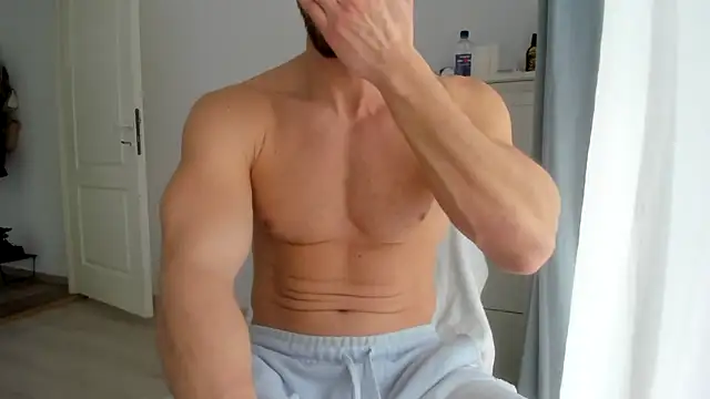 woolfiie online show from February 17, 2025, 9:03 am