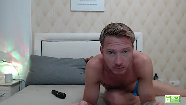 Snapshot of JessicaSteve chatting on May 22, 2026, 9:20 pm JessicaSteve online show from May 22, 2026, 9:20 pm