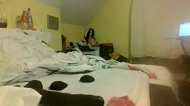 londonfuckwhore online show from December 2, 2024, 4:31 am