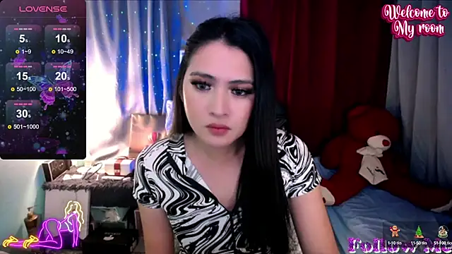 Snapshot of fuckhugecock chatting on January 5, 2025, 11:01 pm fuckhugecock online show from January 5, 2025, 11:01 pm