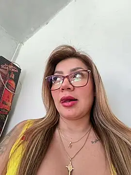 Snapshot of DIANITA_1988 chatting on July 7, 2026, 7:07 pm DIANITA 1988 online show from July 7, 2026, 7:07 pm