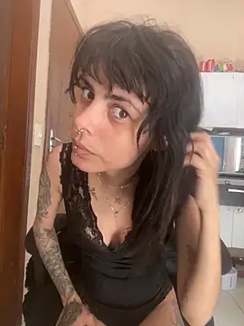 Sarah-safada online show from November 27, 2025, 6:43 pm