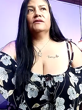 salomexlove 20 online show from October 19, 2025, 1:12 pm