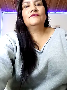 salomexlove 20 online show from April 23, 2026, 1:24 pm