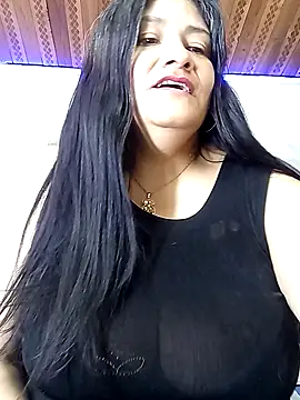 salomexlove 20 online show from April 27, 2026, 12:47 pm