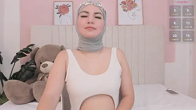 dalilasaadi  online show from March 5, 2025, 2:34 pm